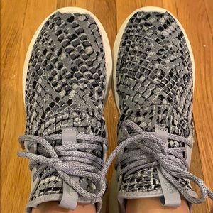 Adidas casual sneakers